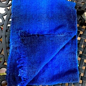 Kerry Woolen Mills Blue plaid scarf